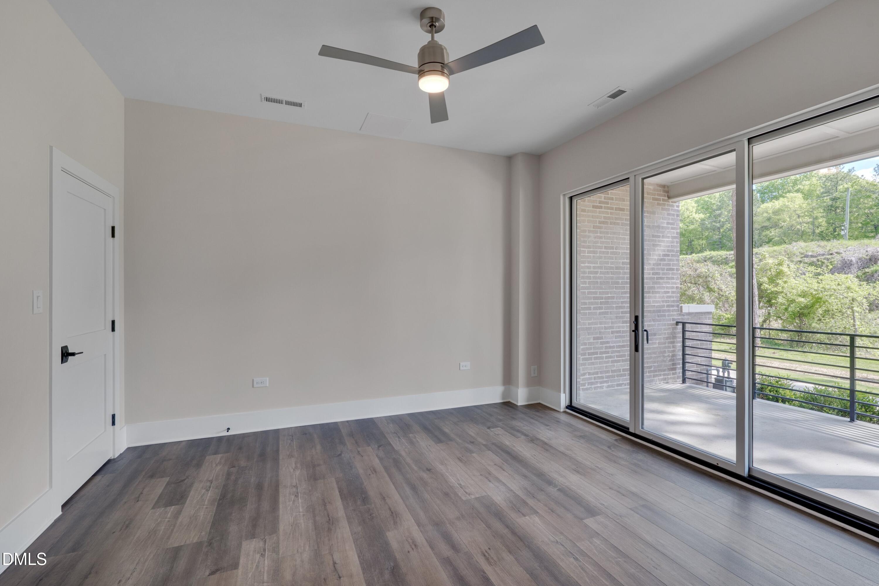 1012 Manor Way Durham, NC 27701 - Photo 9 of 41 005-Terraces April -5