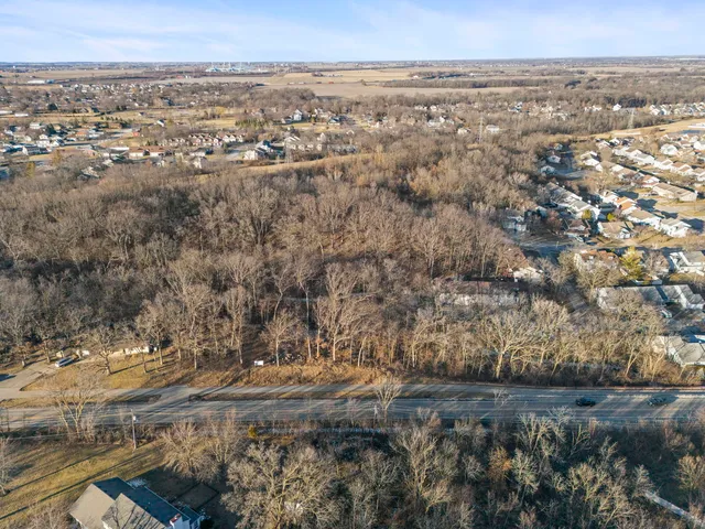 $69,000 | 9015 McEvilly Road, Minooka, IL 60447