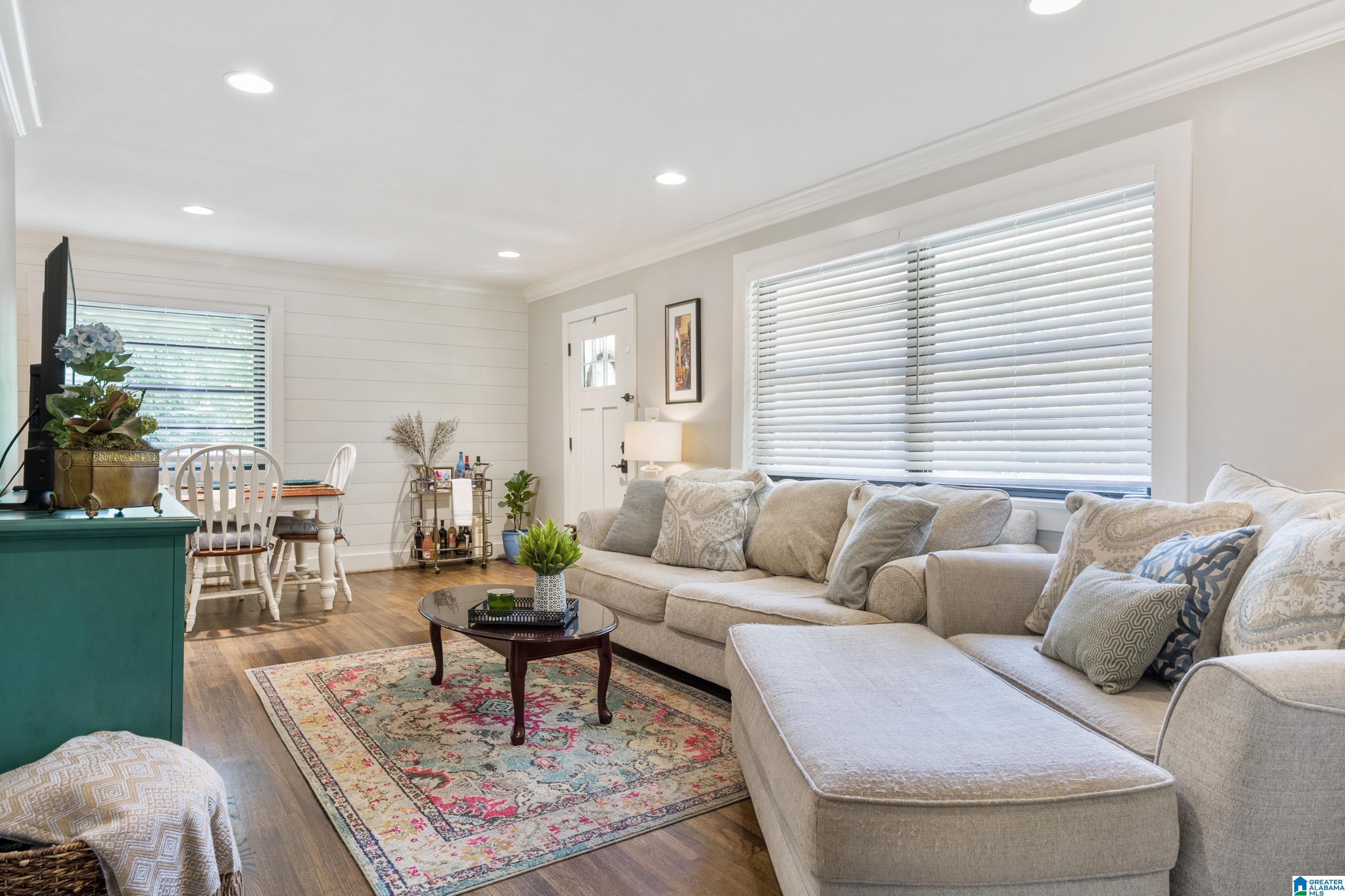 1517 Cresthill Road Birmingham, AL 35213 - Photo 7 of 30