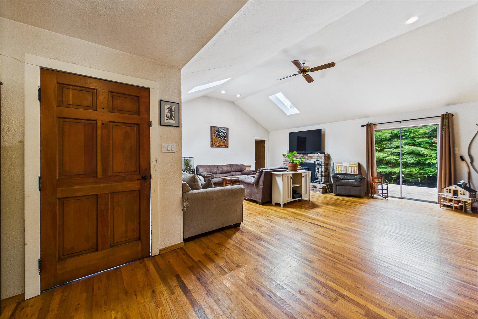 4692 Cummings Road Eureka, CA 95503 - Photo 6 of 69