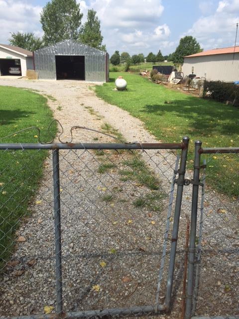 3894 Armstrong Road Springfield, TN 37172 - Photo 6 of 10 a view of a house with backyard