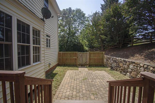 755 Honeysuckle Road Salem, VA 24153 - Photo 53 of 61 755HoneysuckleRd_50402_59