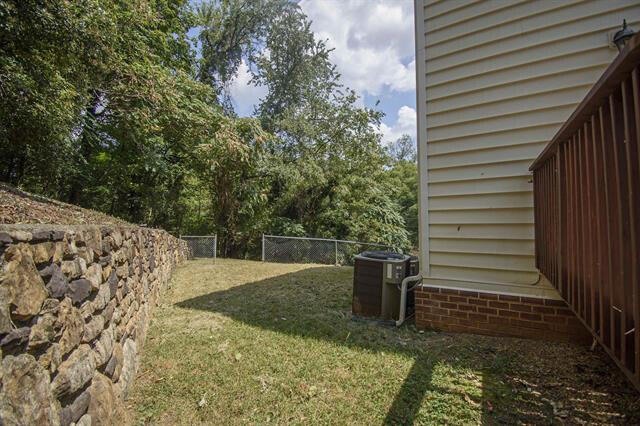 755 Honeysuckle Road Salem, VA 24153 - Photo 57 of 61 755HoneysuckleRd_50402_47