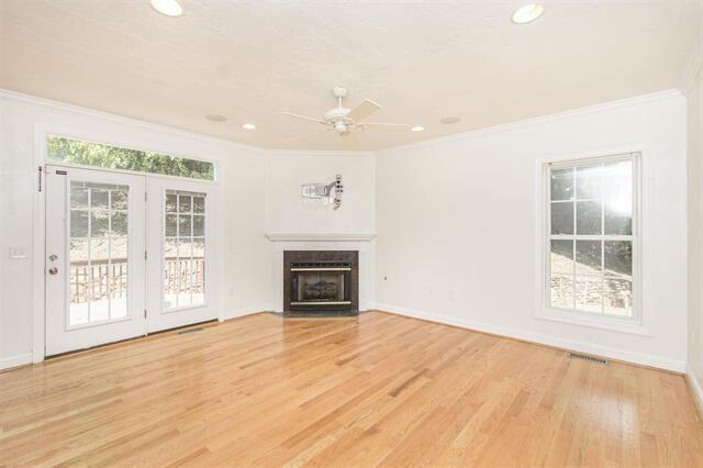 755 Honeysuckle Road Salem, VA 24153 - Photo 7 of 61 755HoneysuckleRd_50402_15