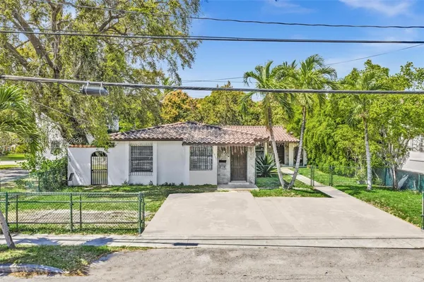 $1,350,000 | 1010 Southwest 14th Avenue, Miami, FL 33135