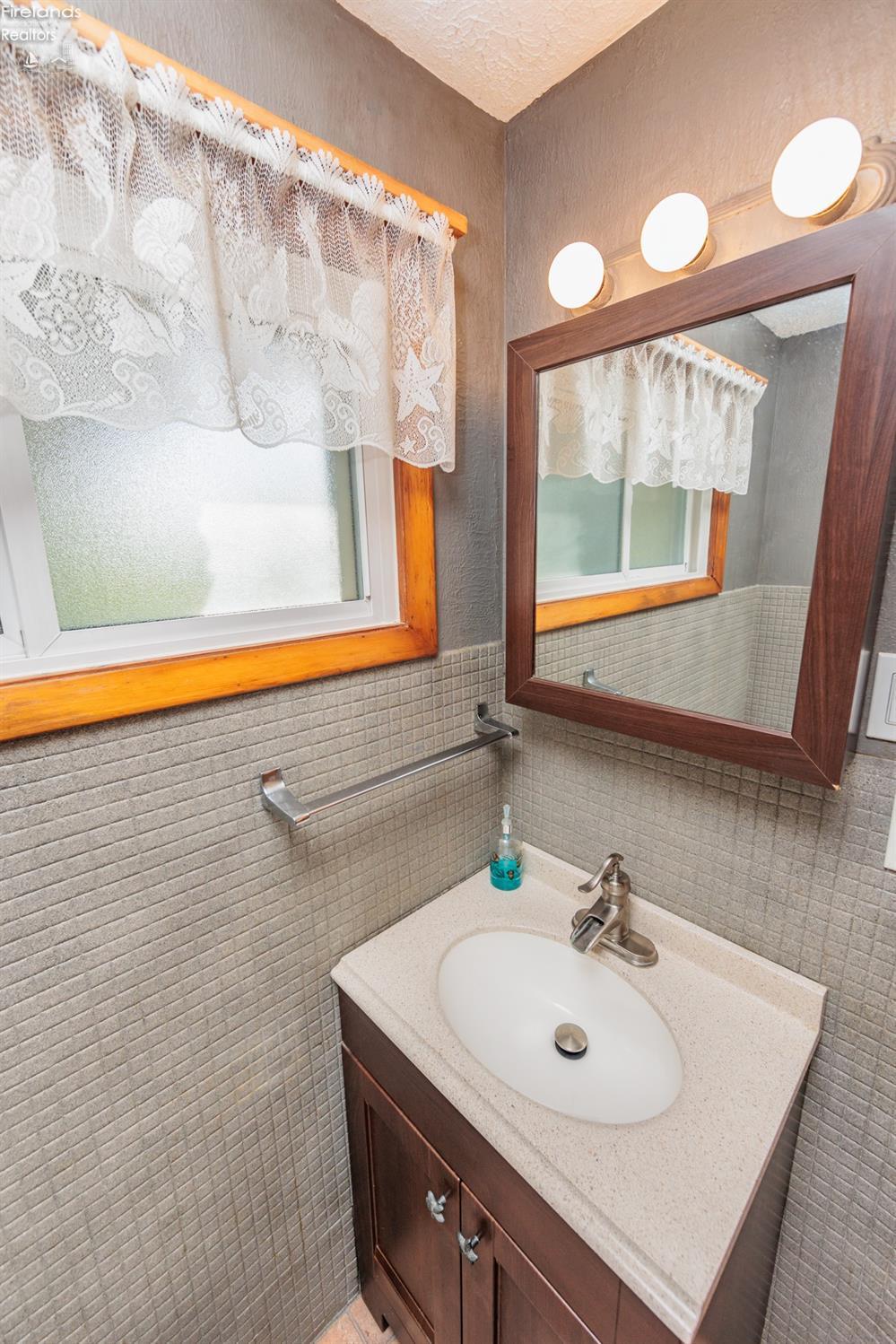 38565 Sugar Ridge Road North Ridgeville, OH 44039 - Photo 23 of 58 Gallery Image 23