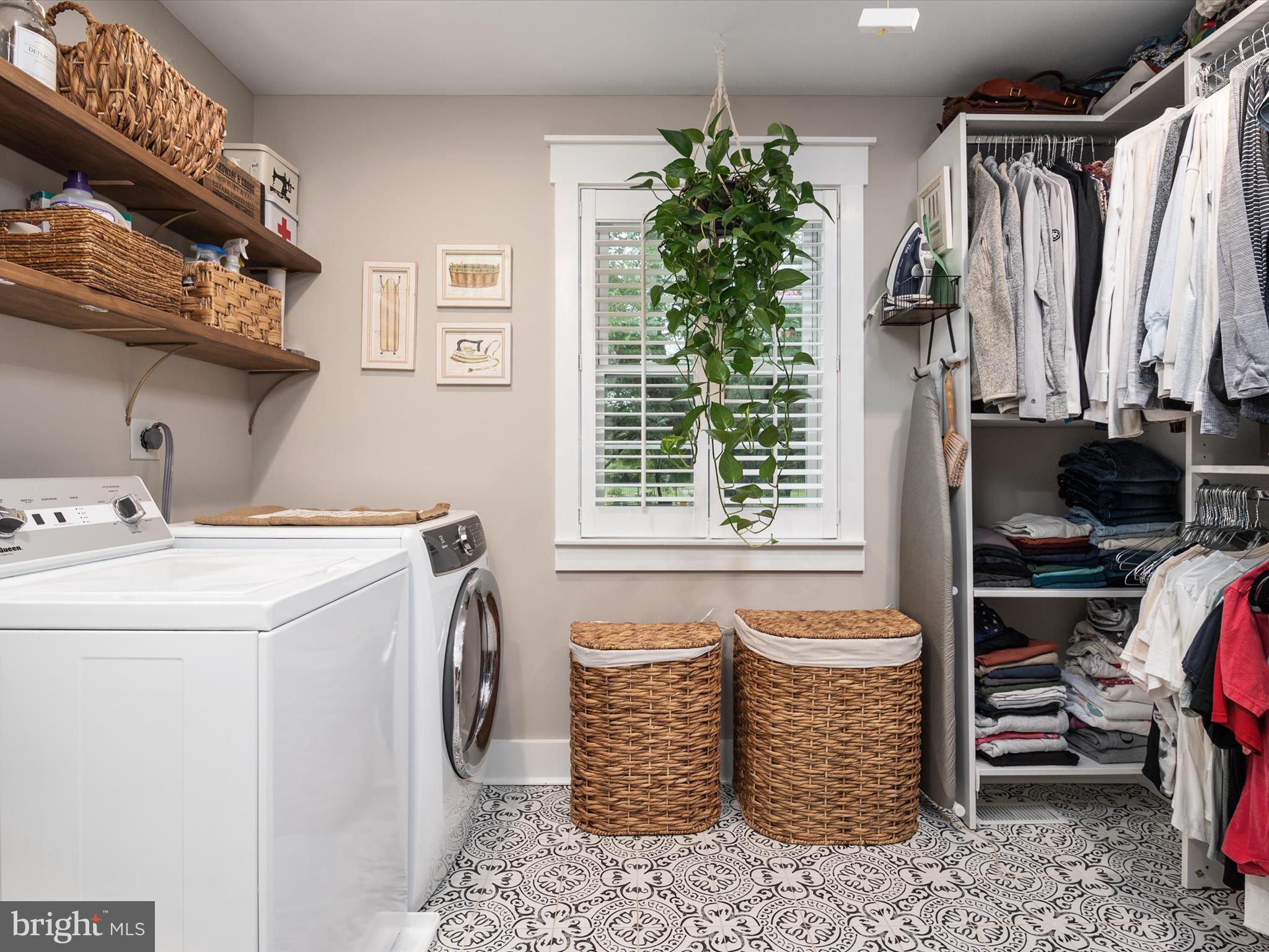 1166 Bacon Ridge Road Crownsville, MD 21032 - Photo 29 of 129 Laundry