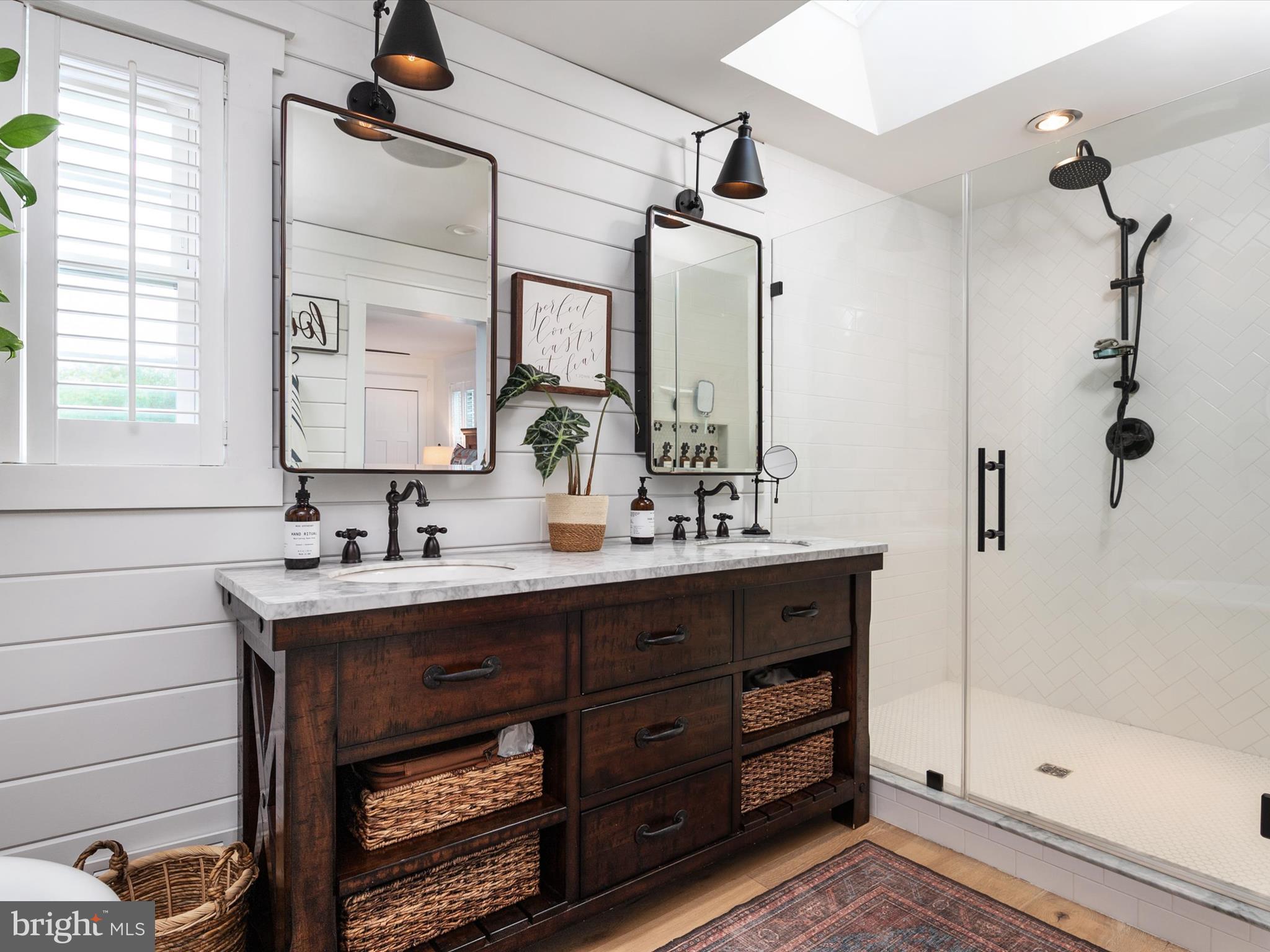 1166 Bacon Ridge Road Crownsville, MD 21032 - Photo 33 of 129 Primary Full Bathroom