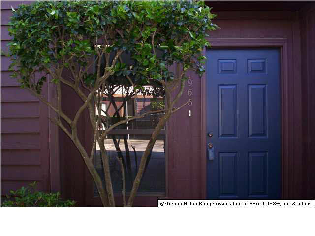 966 Ridgepoint Court Baton Rouge, LA 70810 - Photo 1 of 7 Gallery Image 1