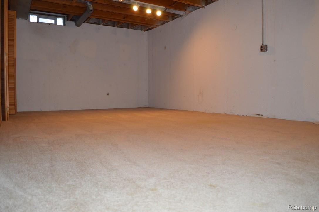 42415 Park Ridge Road Novi, MI 48375 - Photo 24 of 26 Finished room in basement