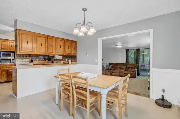 $269,900 | 5647 North Seminole Trail, Brightwood, VA 22715