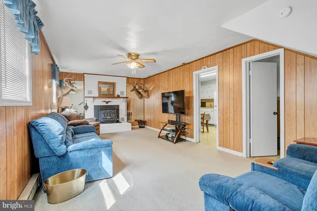 $269,900 | 5647 North Seminole Trail, Brightwood, VA 22715