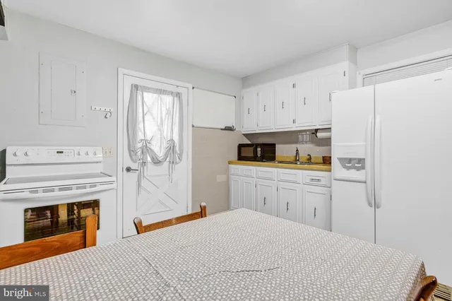 $269,900 | 5647 North Seminole Trail, Brightwood, VA 22715