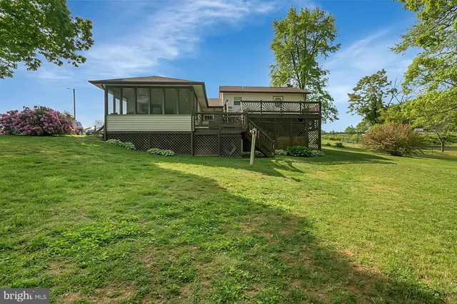 $269,900 | 5647 North Seminole Trail, Brightwood, VA 22715