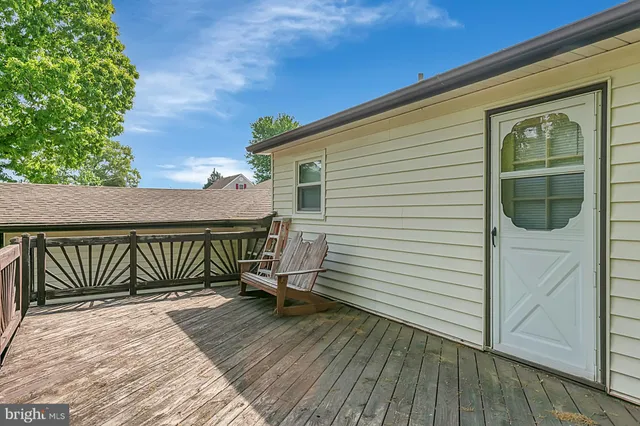 $269,900 | 5647 North Seminole Trail, Brightwood, VA 22715