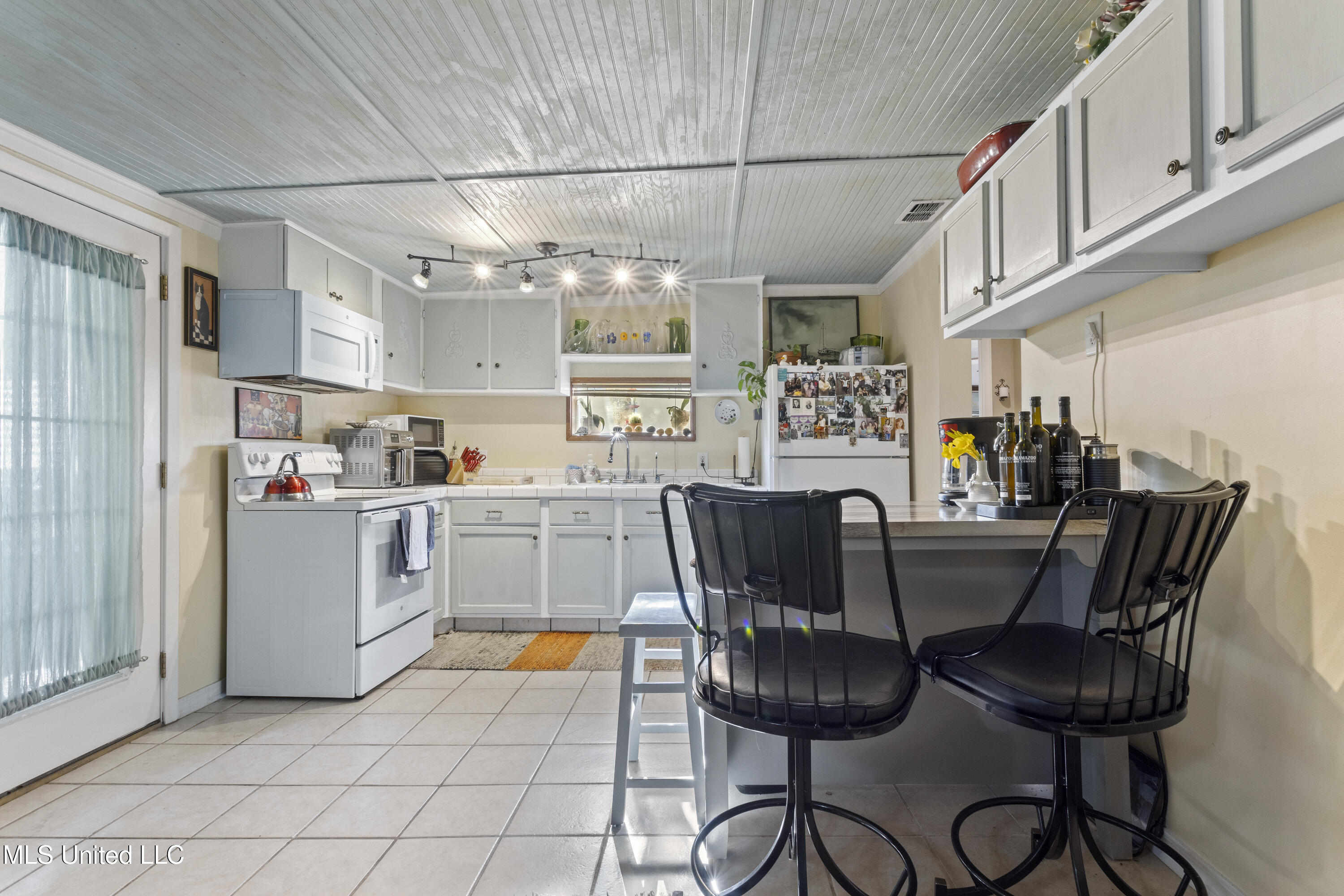 240 Sycamore Street Bay St. Louis, MS 39520 - Photo 22 of 40 022