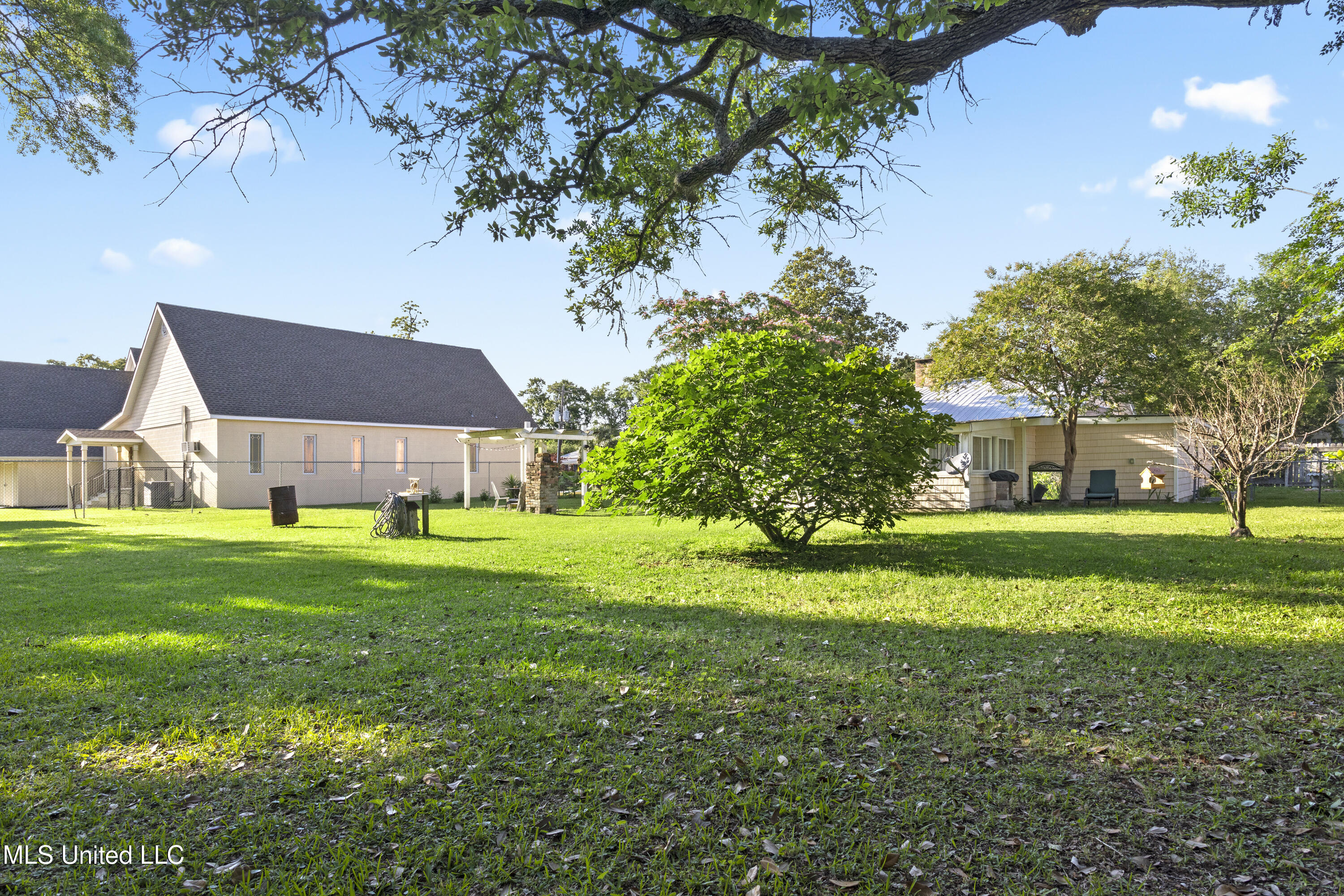 240 Sycamore Street Bay St. Louis, MS 39520 - Photo 31 of 40 031