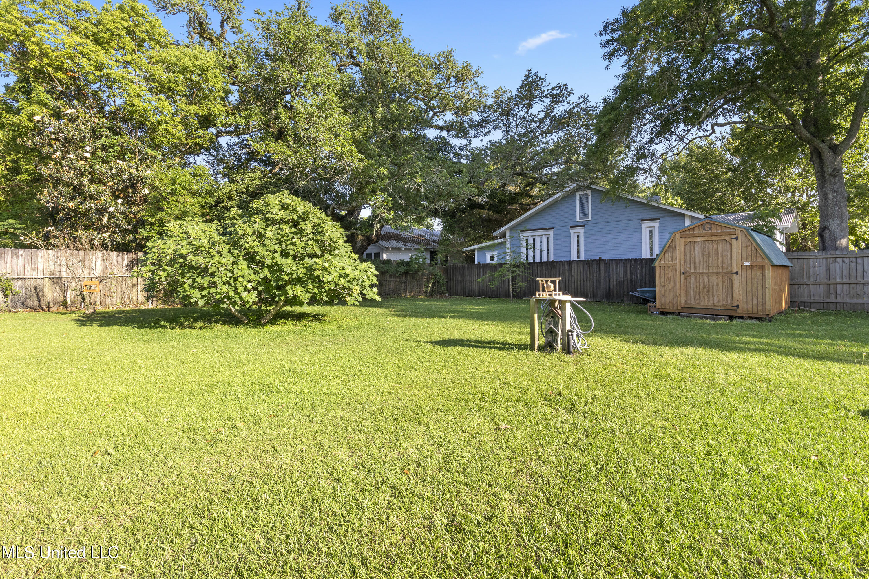 240 Sycamore Street Bay St. Louis, MS 39520 - Photo 32 of 40 032B