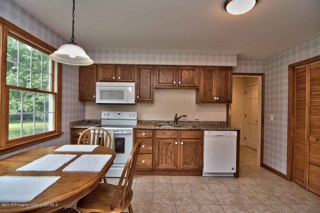 8 Starlight Road Clarks Summit, PA 18411 - Photo 17 of 50 Gallery Image 17