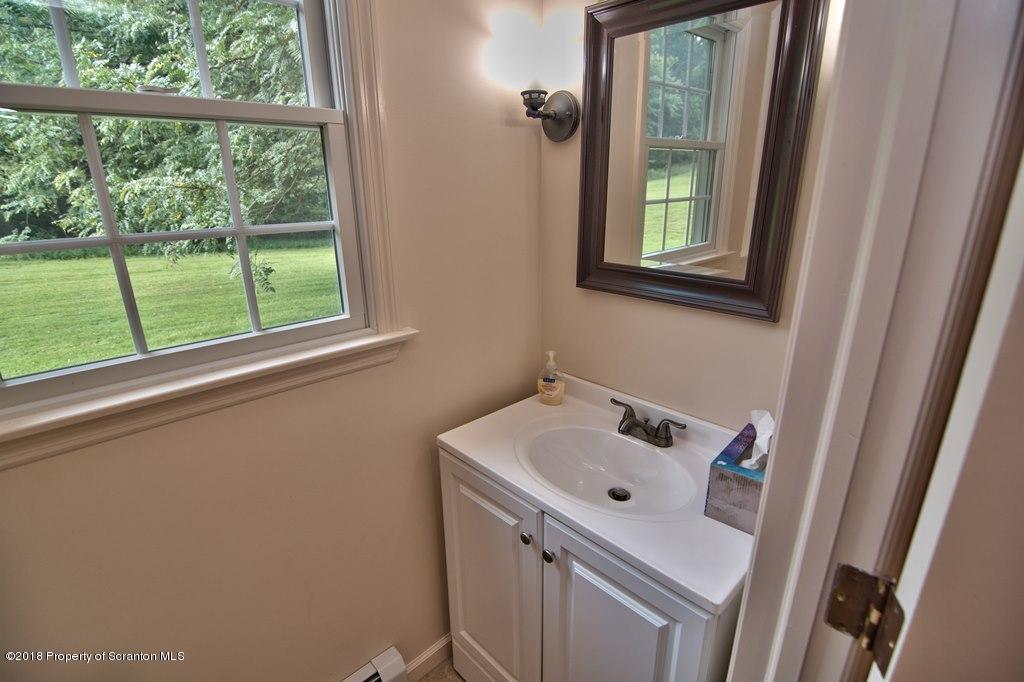 8 Starlight Road Clarks Summit, PA 18411 - Photo 25 of 50 Gallery Image 25