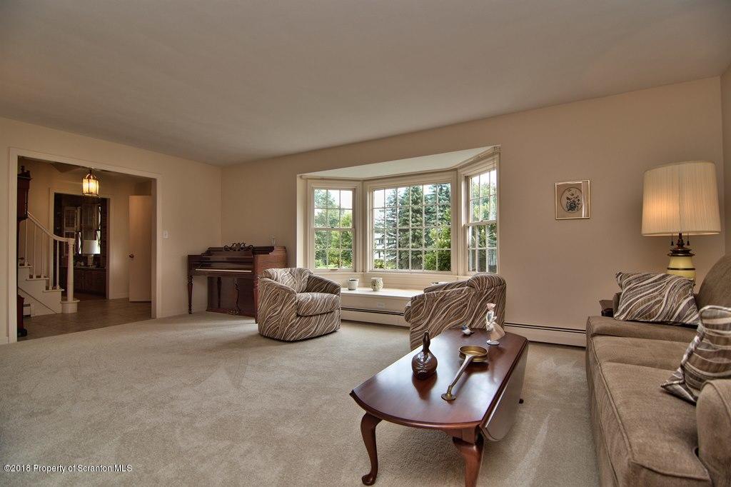 8 Starlight Road Clarks Summit, PA 18411 - Photo 8 of 50 Gallery Image 8