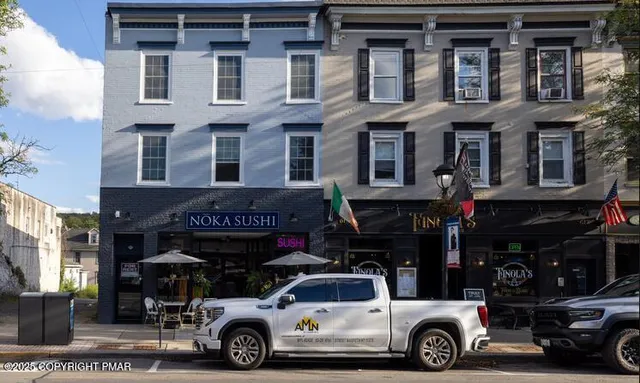 $1,875 | 611 Main Street, Unit 201, Stroudsburg, PA 18360