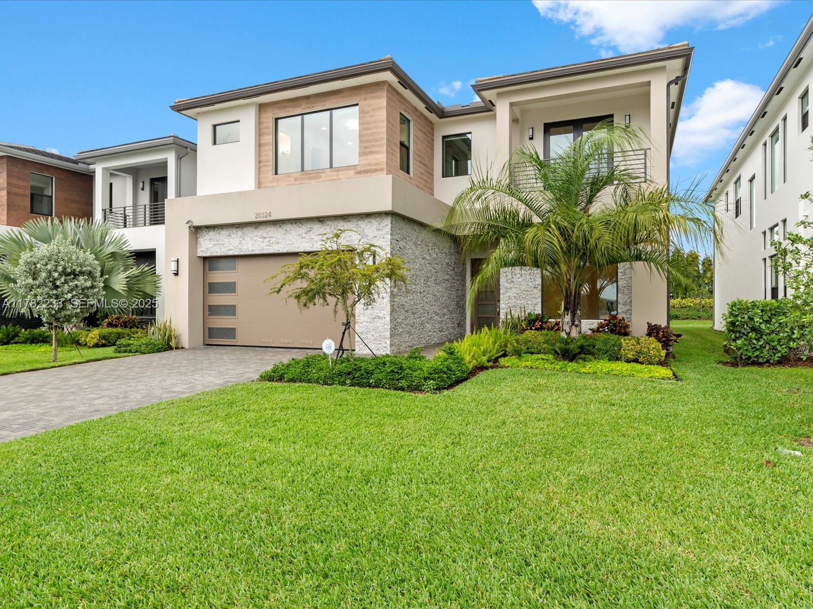 20324 Castle Stuart Avenue Boca Raton, FL 33434 - Photo 2 of 79 Gallery Image 2