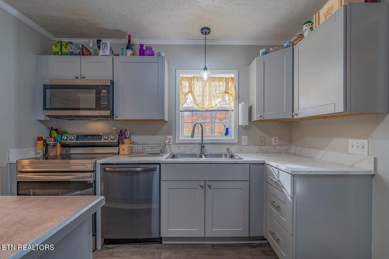 153 Torikait Lane Powell, TN 37849 - Photo 16 of 20 A7308507-HDR