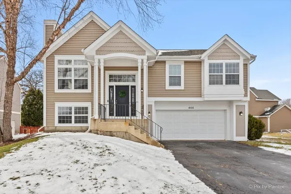 $450,000 | 466 Valley Forge Avenue, South Elgin, IL 60177