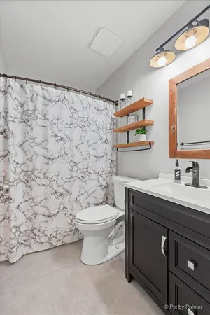 $450,000 | 466 Valley Forge Avenue, South Elgin, IL 60177