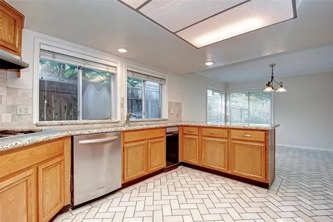 $380,000 | 1614 Westhurst Lane, Houston, TX 77077