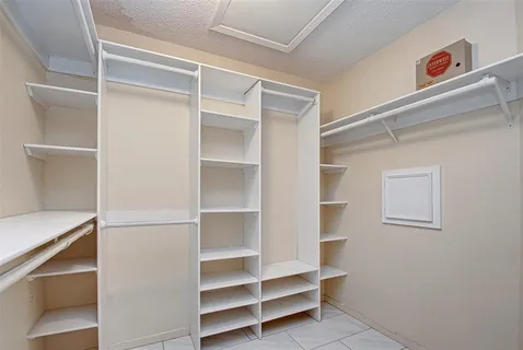 $380,000 | 1614 Westhurst Lane, Houston, TX 77077