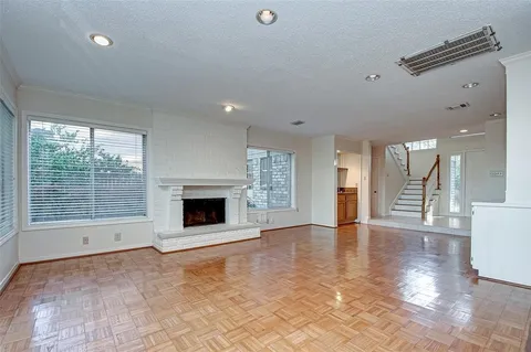 $380,000 | 1614 Westhurst Lane, Houston, TX 77077