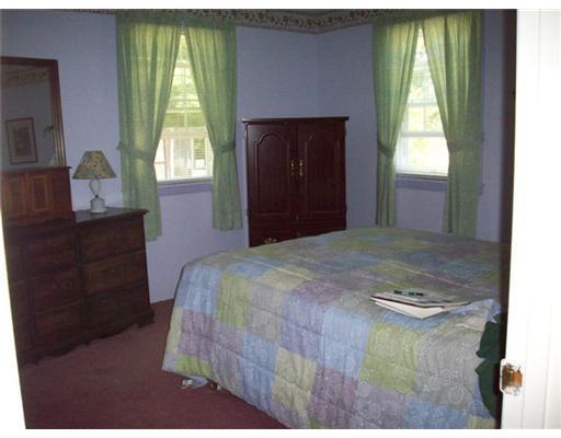 14 Fairbanks Road Sidney, ME 04330 - Photo 6 of 19 Bedroom.
