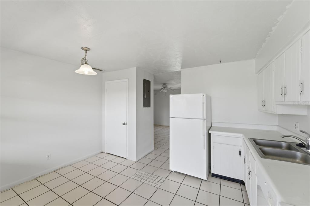 1655 West Oak Ridge Road, Unit D Orlando, FL 32809 - Photo 18 of 23