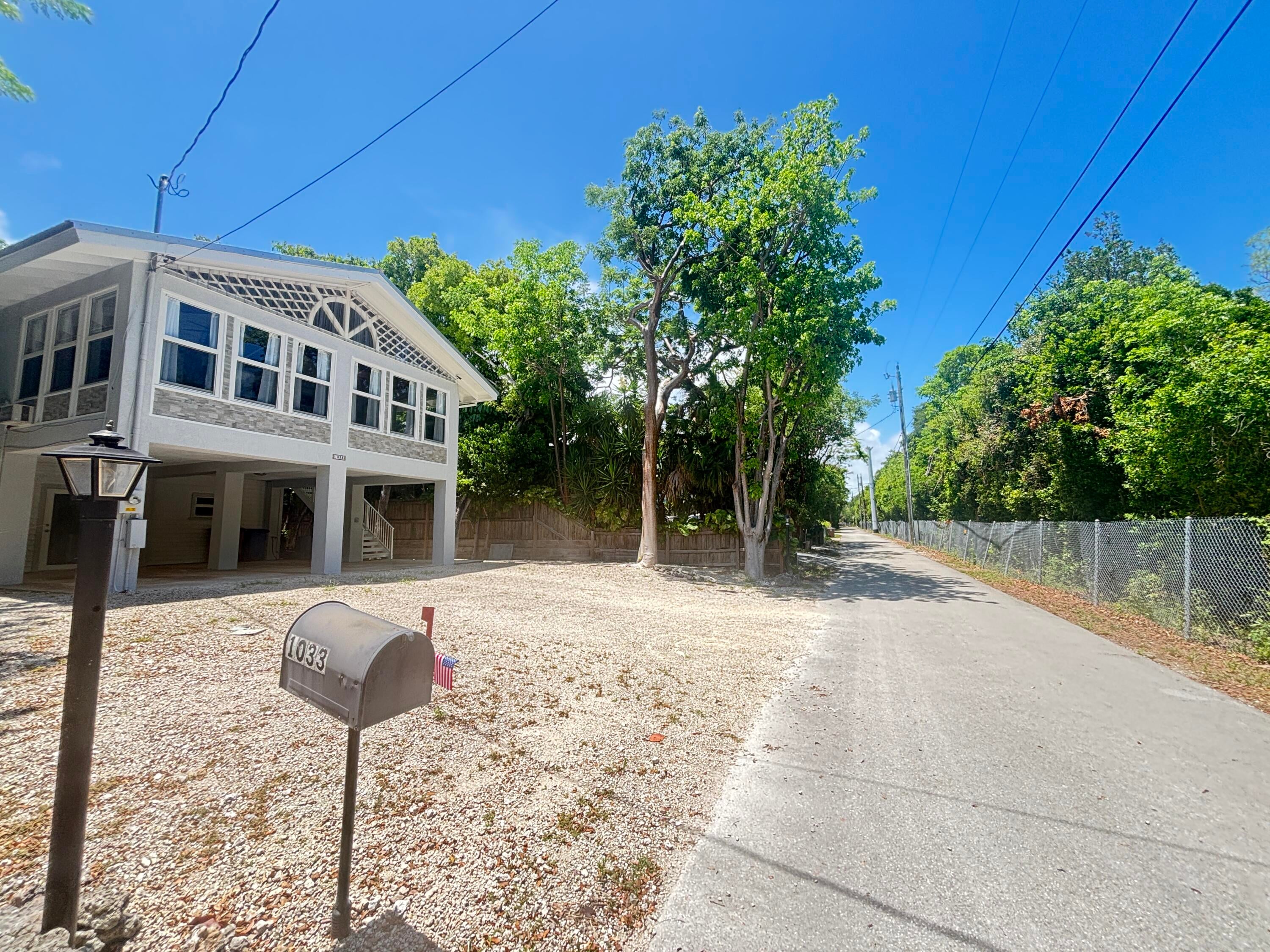 1033 Valencia Road Key Largo, FL 33037 - Photo 69 of 72 Gallery Image 69
