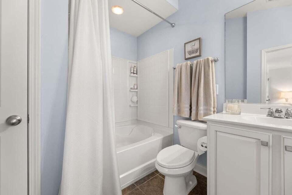 2040 Promenade Court Mount Pleasant, SC 29466 - Photo 17 of 50 2040 Promenade Ct - Pic 16