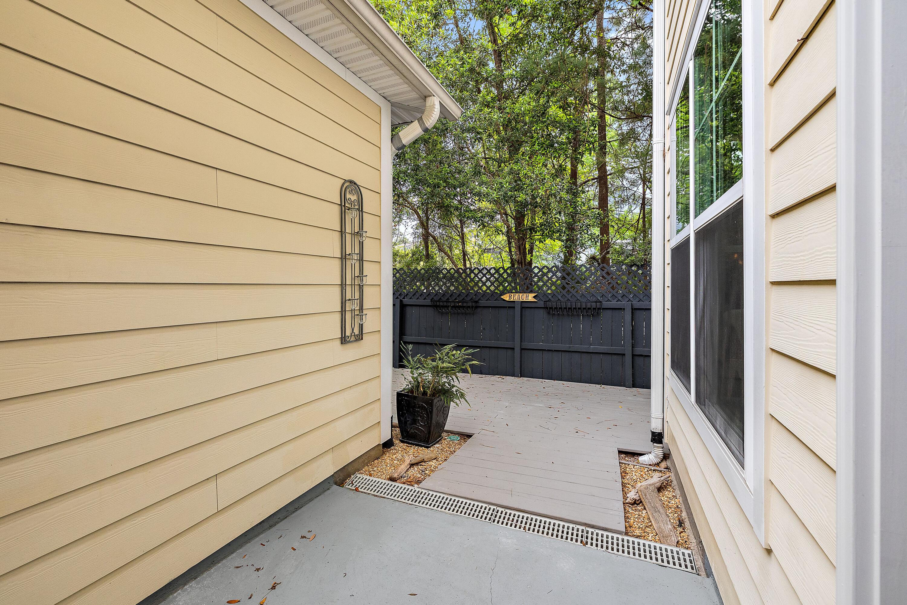 2040 Promenade Court Mount Pleasant, SC 29466 - Photo 31 of 56 BN0A2732
