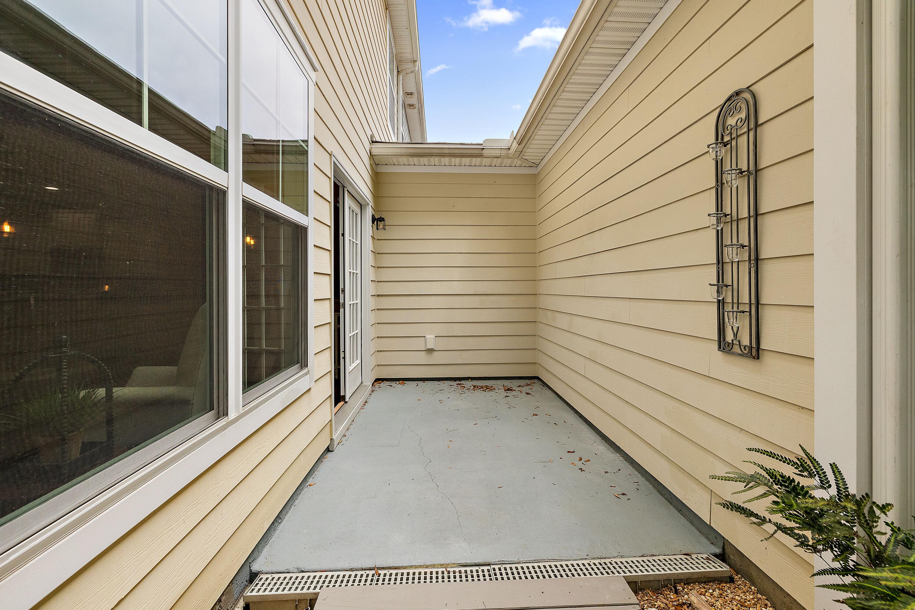 2040 Promenade Court Mount Pleasant, SC 29466 - Photo 32 of 56 BN0A2735
