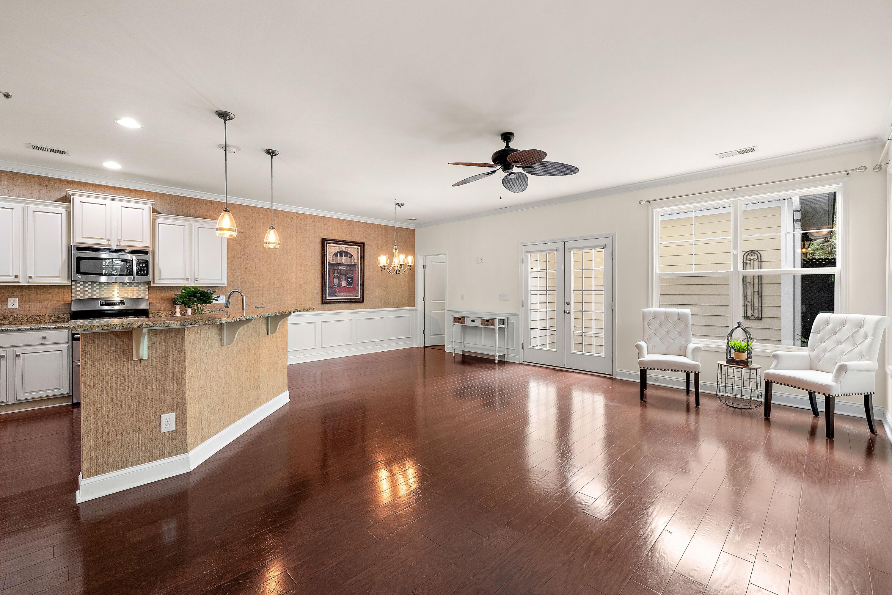 2040 Promenade Court Mount Pleasant, SC 29466 - Photo 8 of 56 BN0A2666