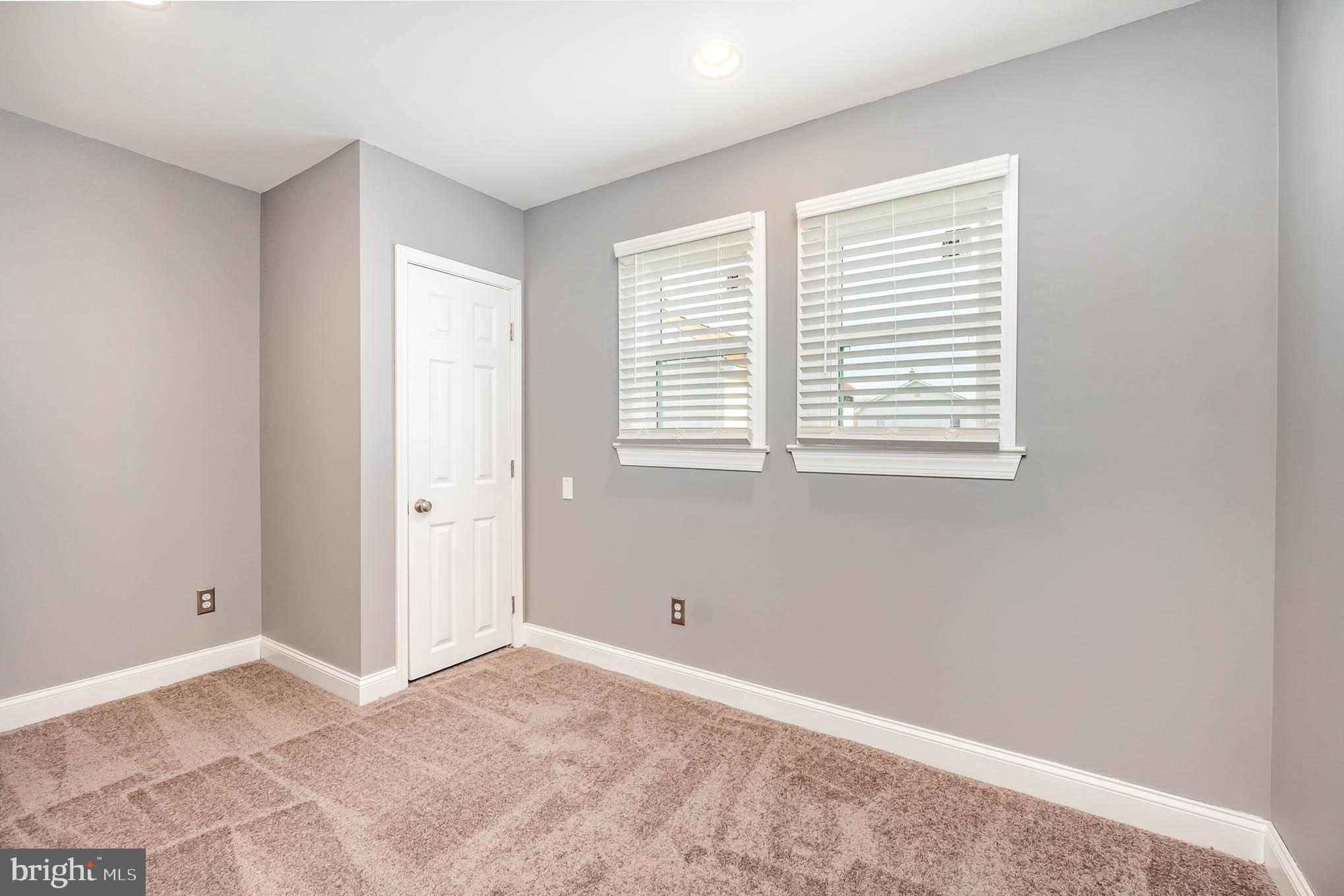 361 Savannah Road Baltimore, MD 21221 - Photo 22 of 48