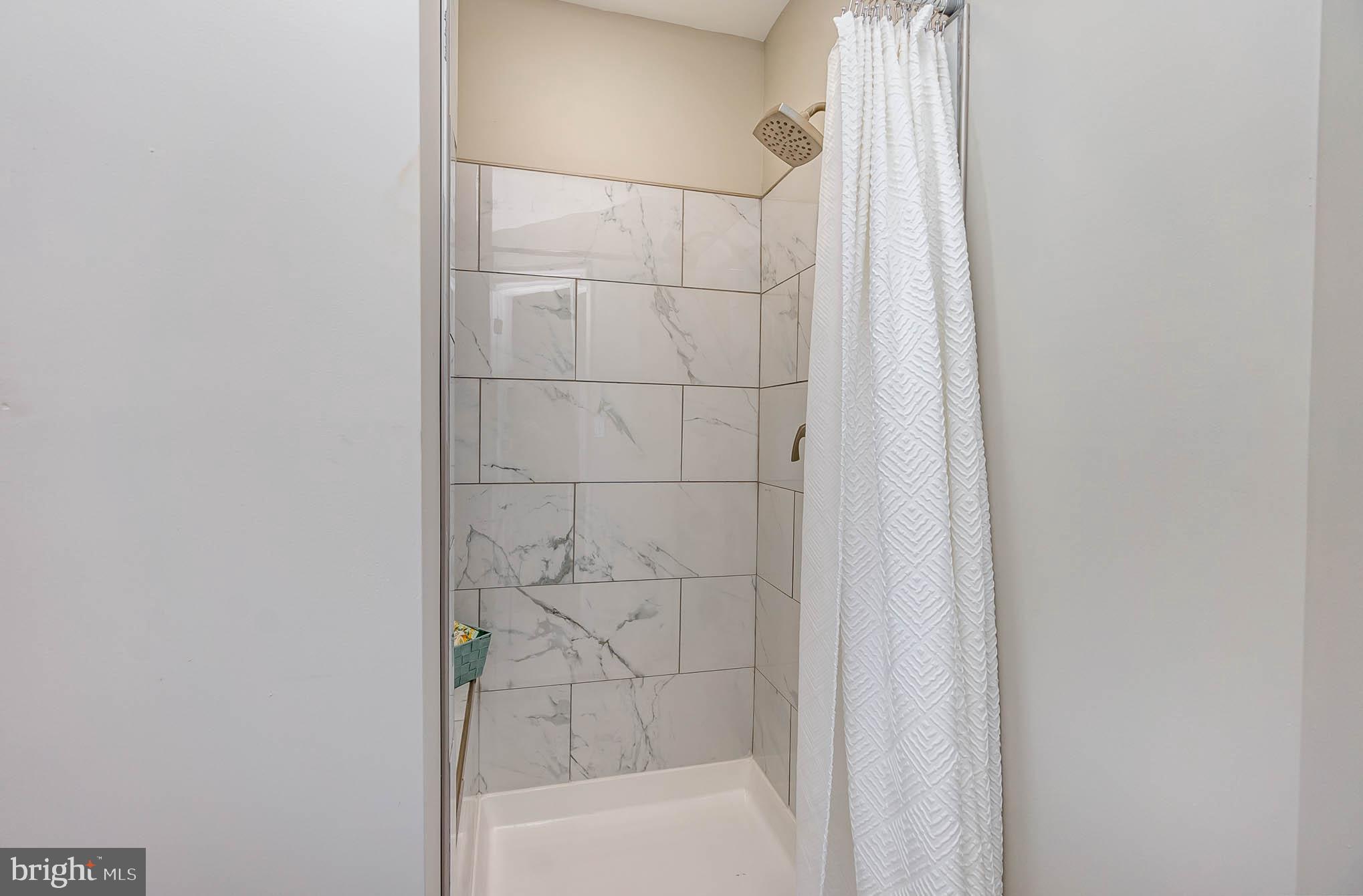 361 Savannah Road Baltimore, MD 21221 - Photo 29 of 48