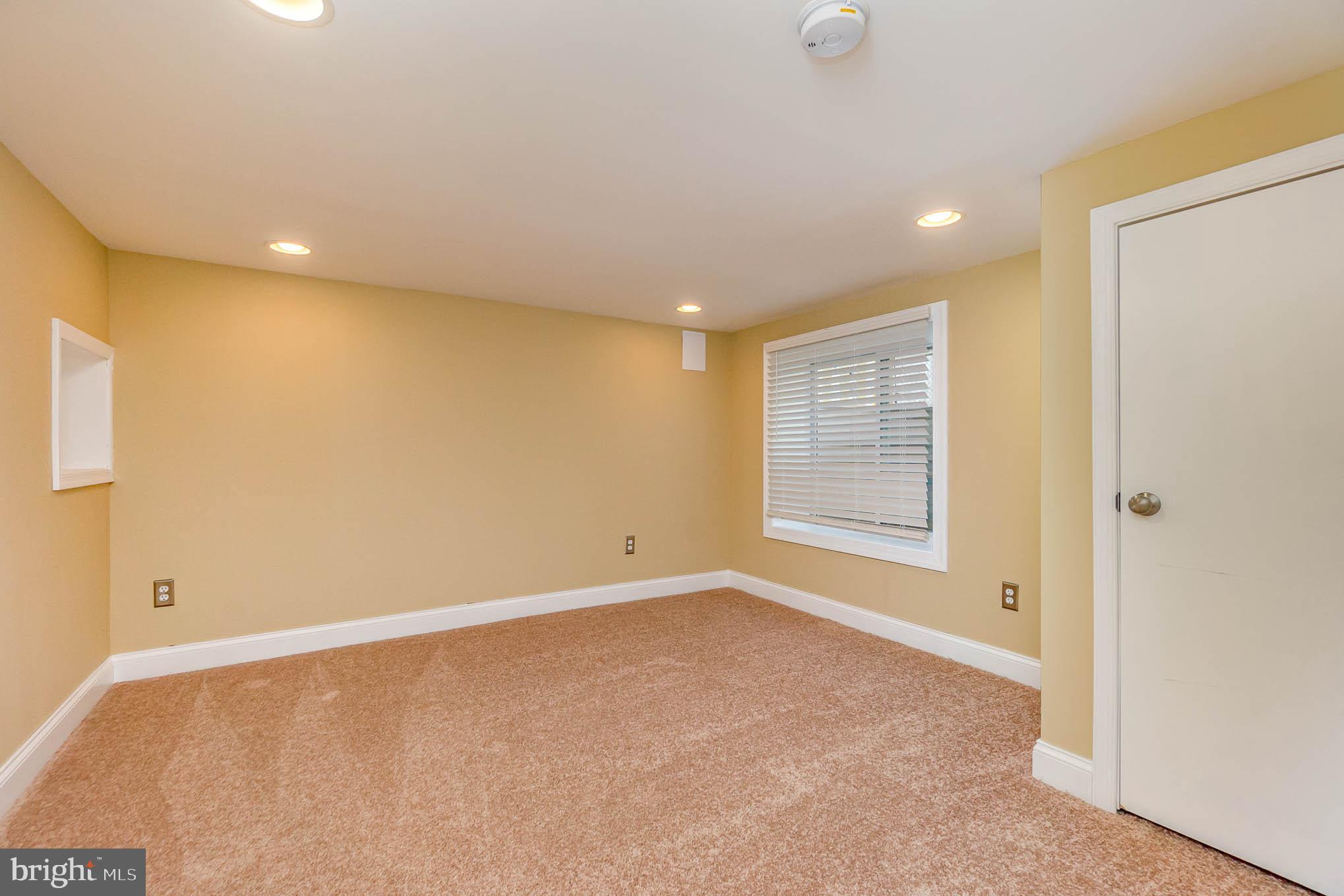 361 Savannah Road Baltimore, MD 21221 - Photo 38 of 48