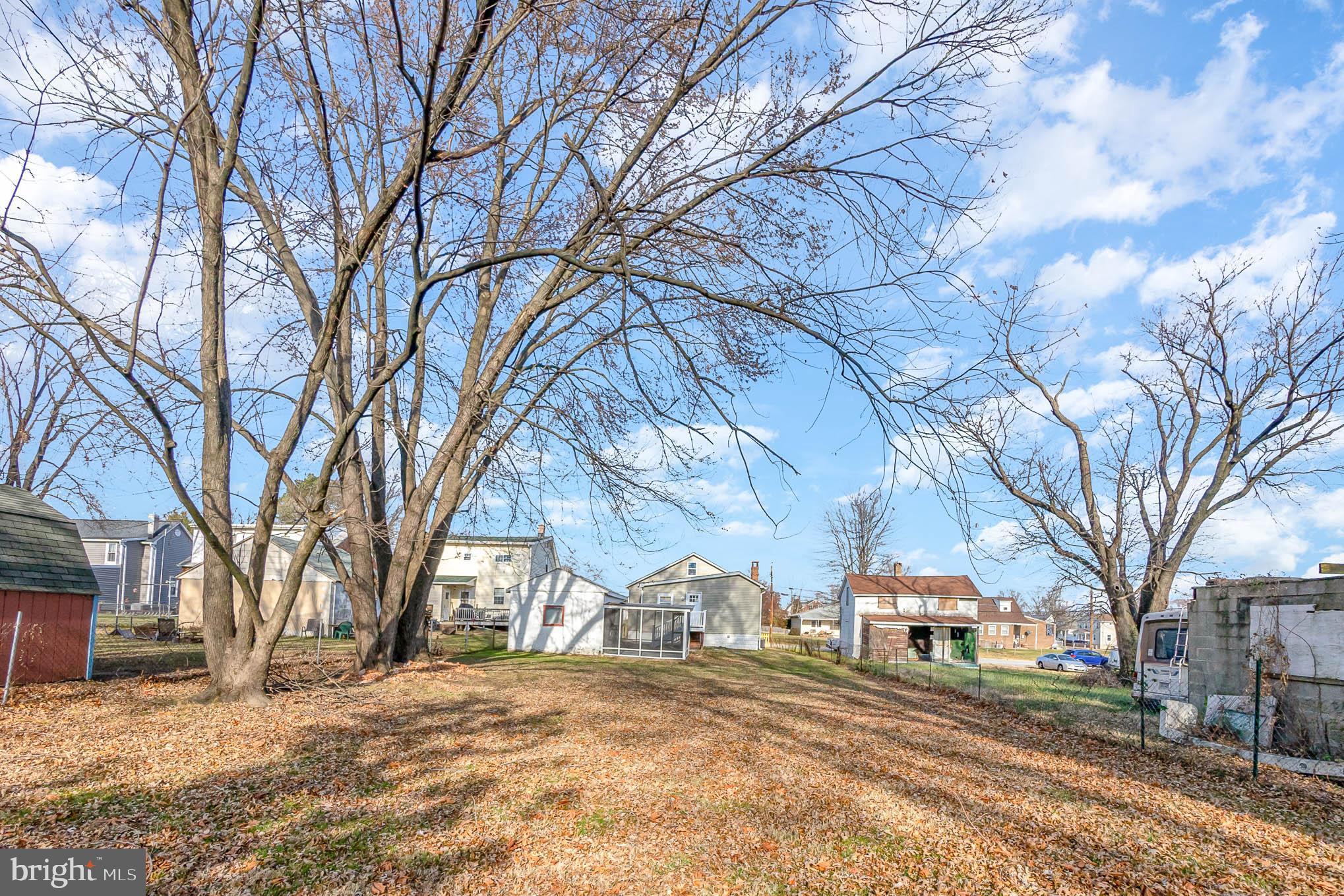 361 Savannah Road Baltimore, MD 21221 - Photo 5 of 48