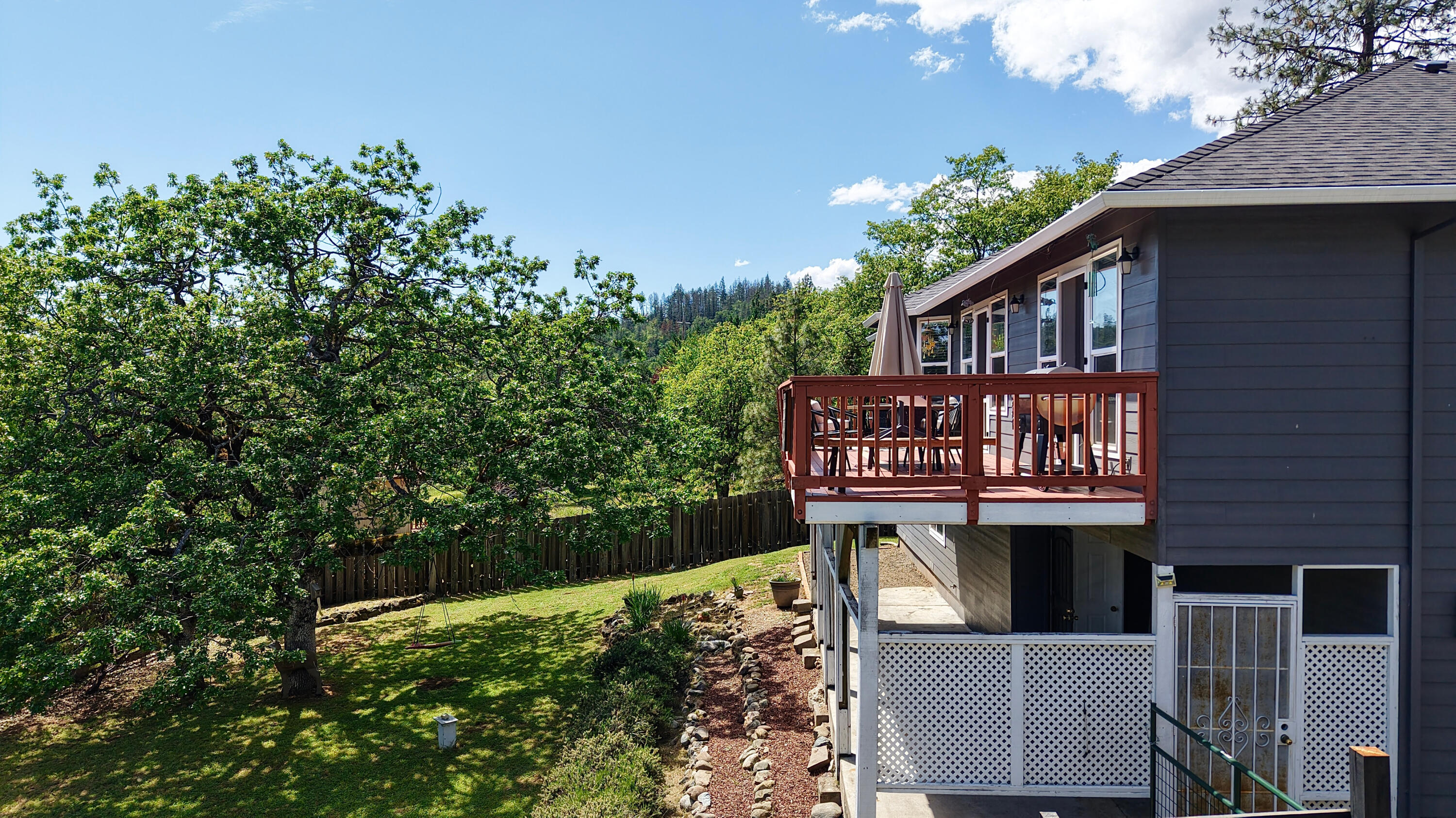 381 Pinetop Terrace Shady Cove, OR 97539 - Photo 37 of 66