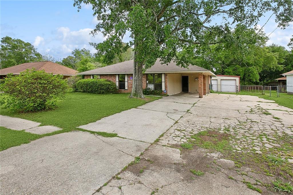 13504 Morvant Road Baker, LA 70714 - Photo 2 of 16