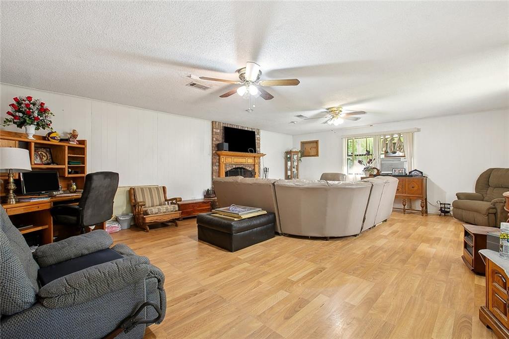 13504 Morvant Road Baker, LA 70714 - Photo 4 of 16