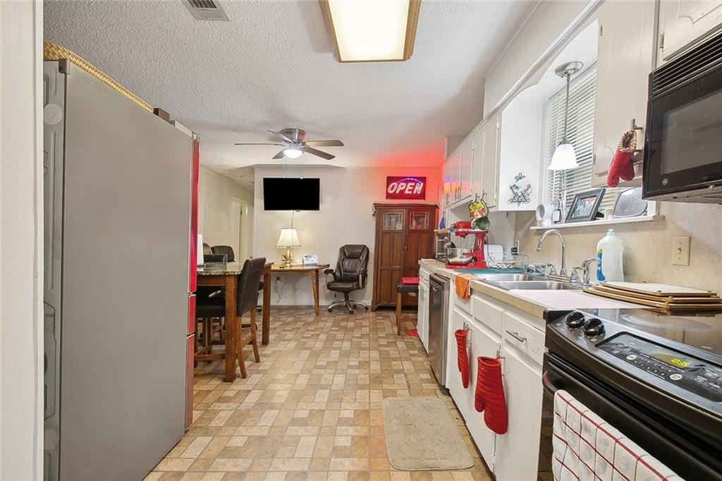 13504 Morvant Road Baker, LA 70714 - Photo 9 of 16