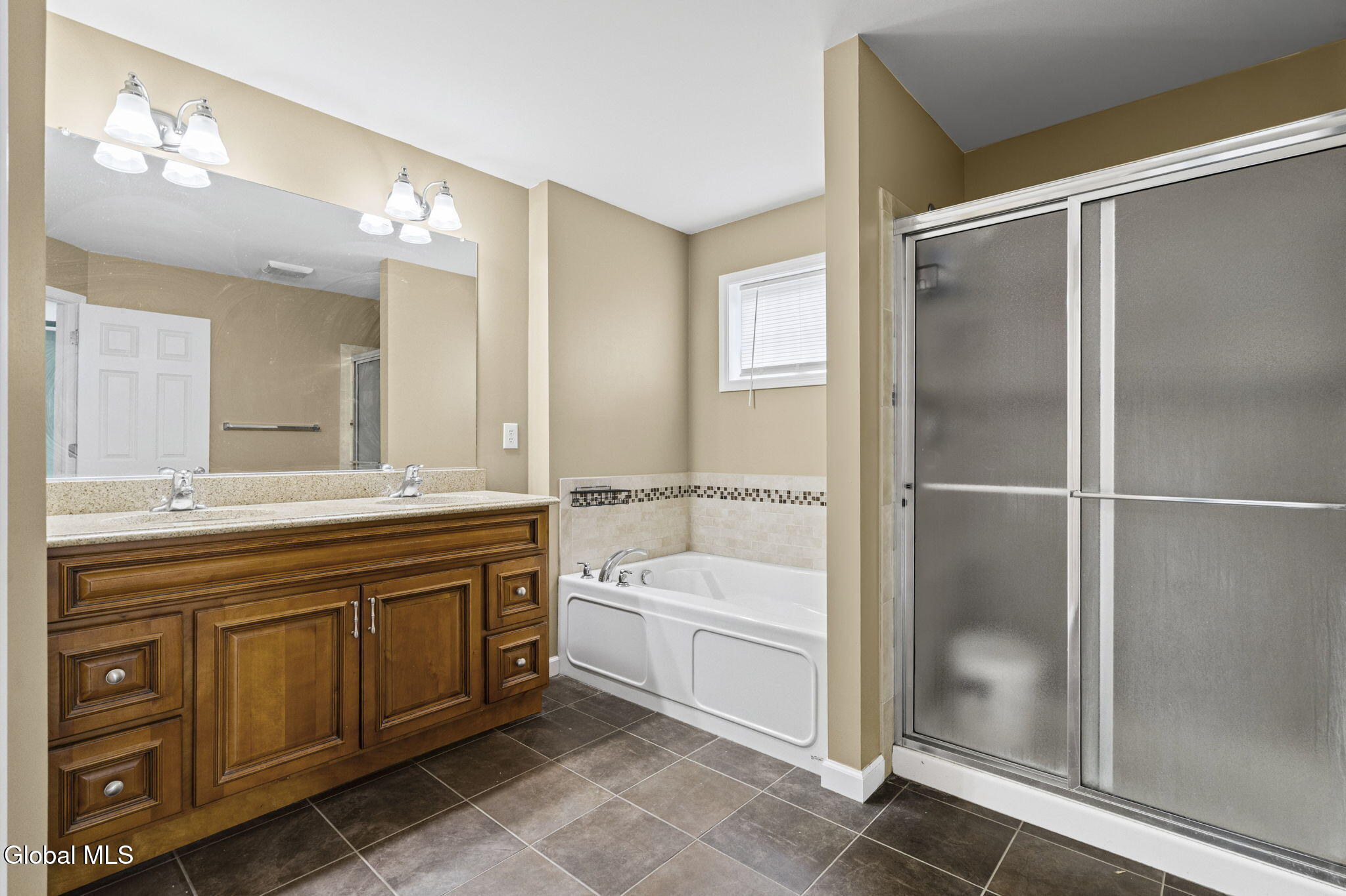 8 Amalia Lane Rensselaer, NY 12144 - Photo 13 of 25 10-web-or-mls-15-terrace-dr