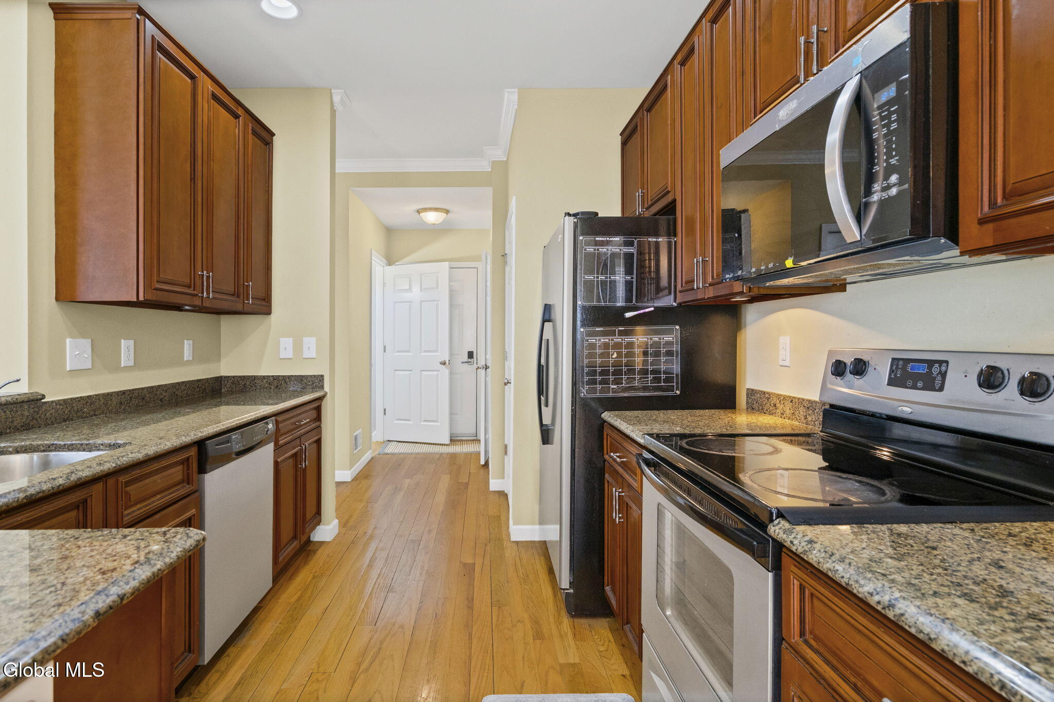 8 Amalia Lane Rensselaer, NY 12144 - Photo 8 of 25 4-web-or-mls-15-terrace-dr